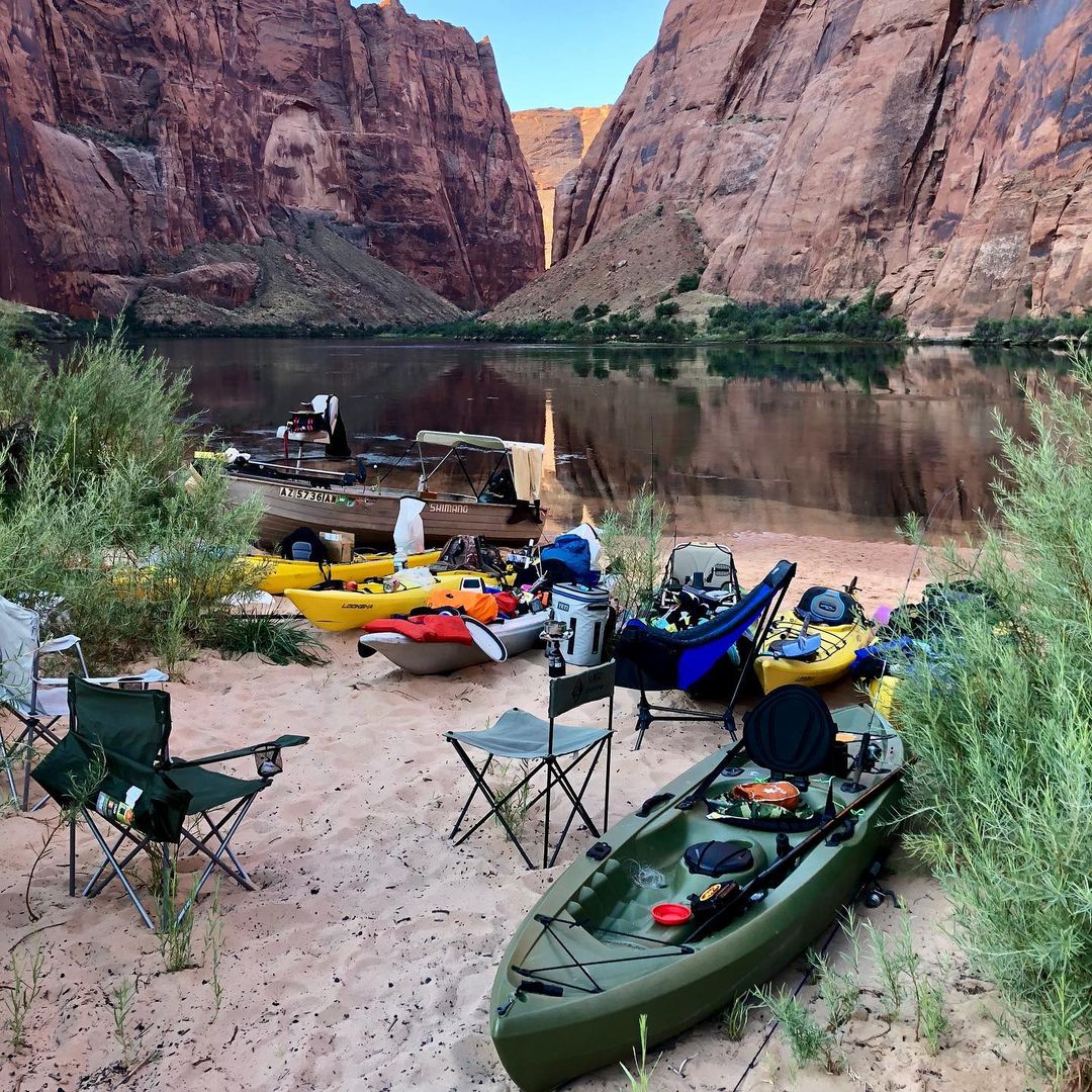 kayak-horseshoe-bend-lees-ferry-camping-kayaking