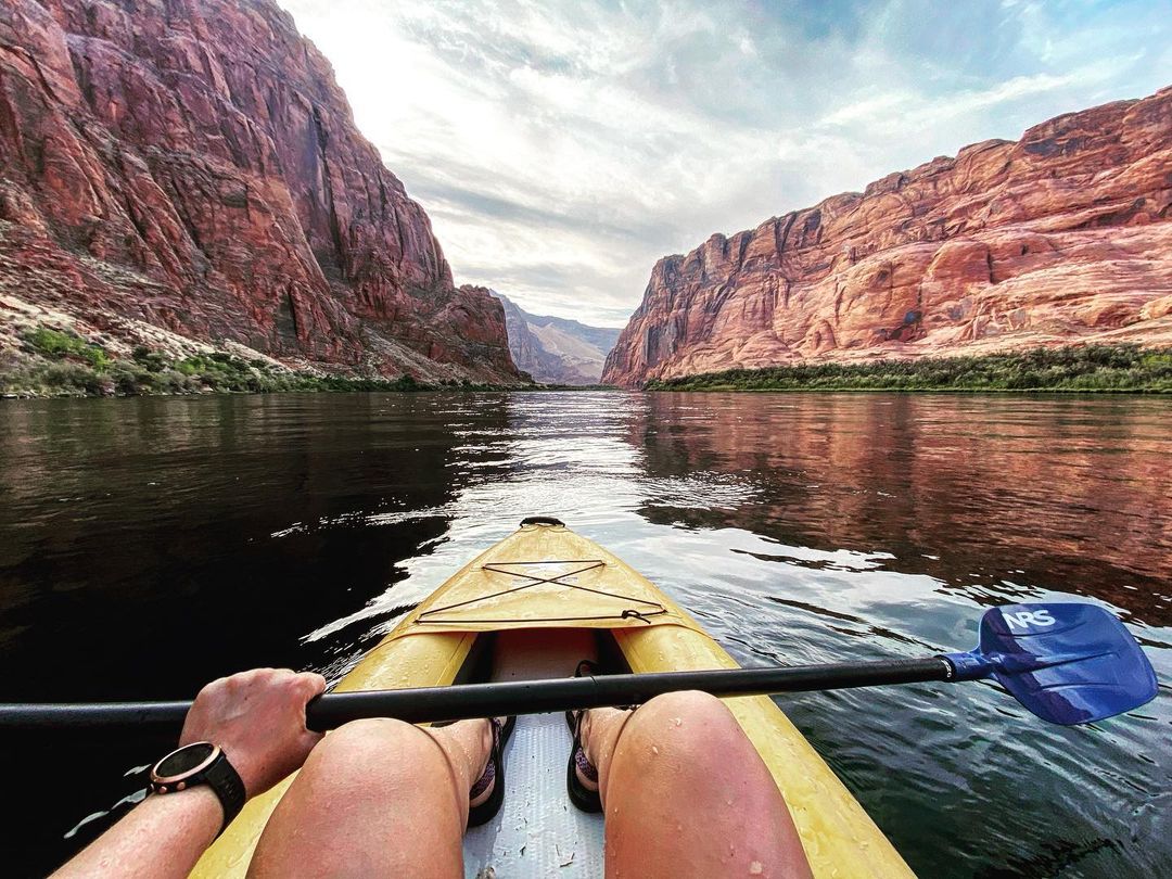 kayaking in horseshoe bend grand canyon